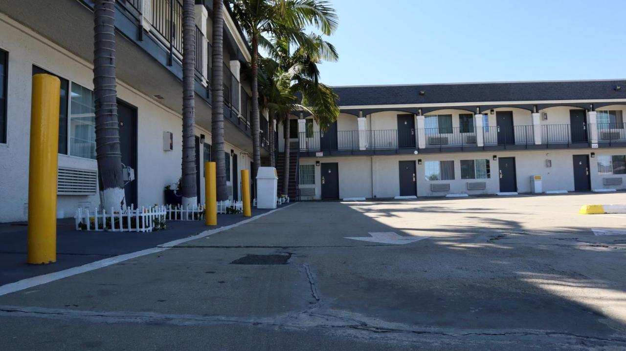 Value Inn Bellflower Exterior photo