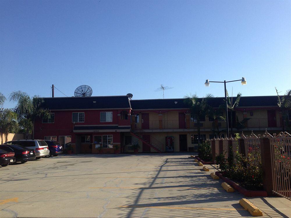 Value Inn Bellflower Exterior photo